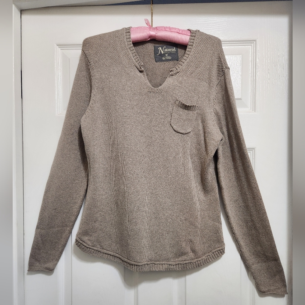 Natural Reflections Tan Long Sleeve Notch Neck Sweater Women's Medium